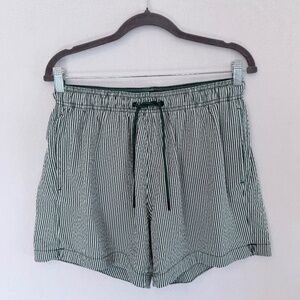 H&M Men’s Large Green White Stripe Searsucker Swim Trunks 5 inch Inseam Pockets